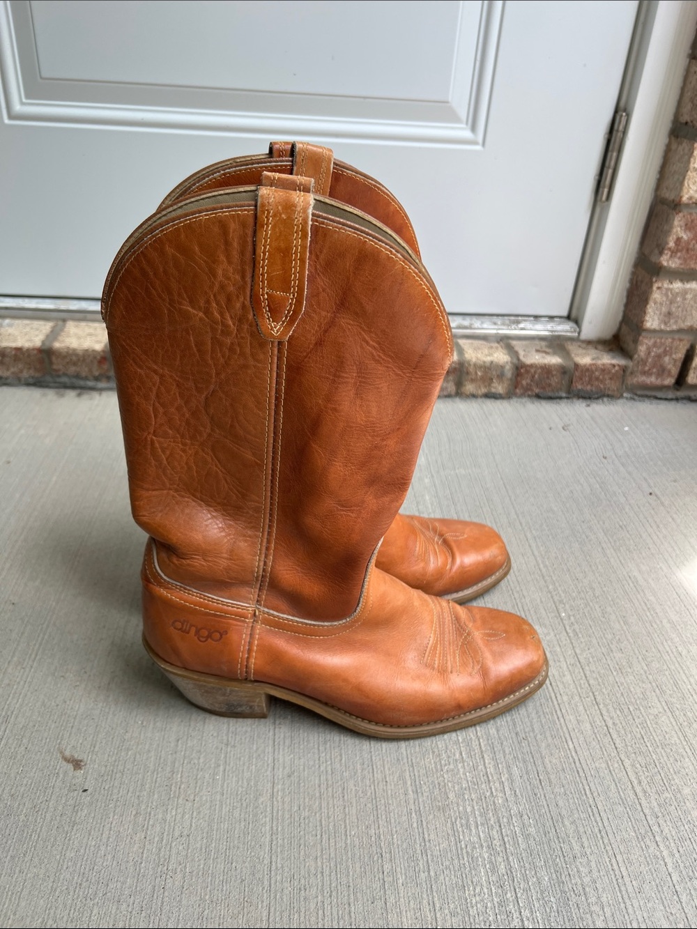Vintage dingo Men’s Tan Leather Western American Made Cowboy Boots Size 10.5 EW